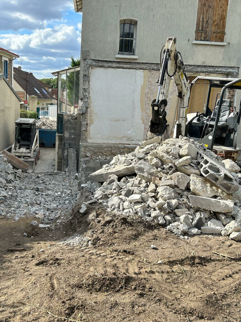 Versaille Demolition | Venice